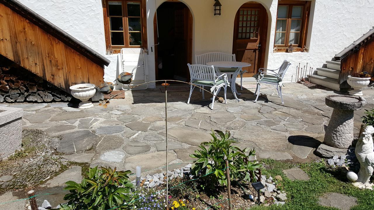 Bergluft Bed & Breakfast Lenk Exterior photo