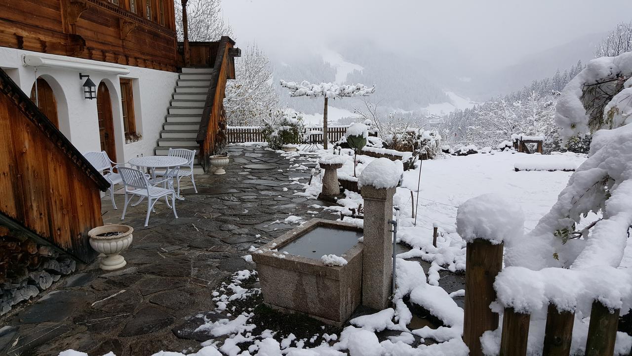 Bergluft Bed & Breakfast Lenk Exterior photo